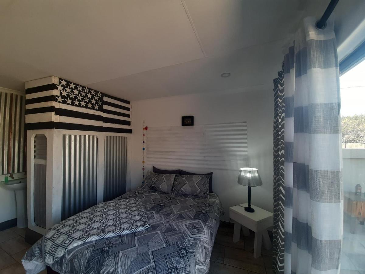Mykhaya-Your Home Away From Home Kempton Park Eksteriør bilde